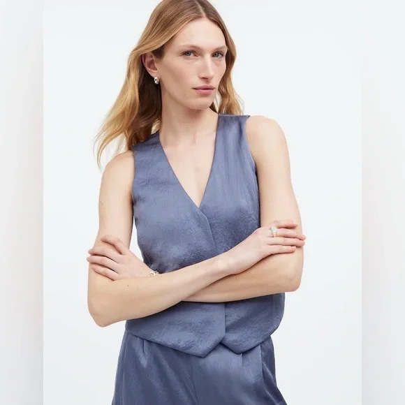 madewell button front vest top in sunfaded indigo - Picture 6 of 6